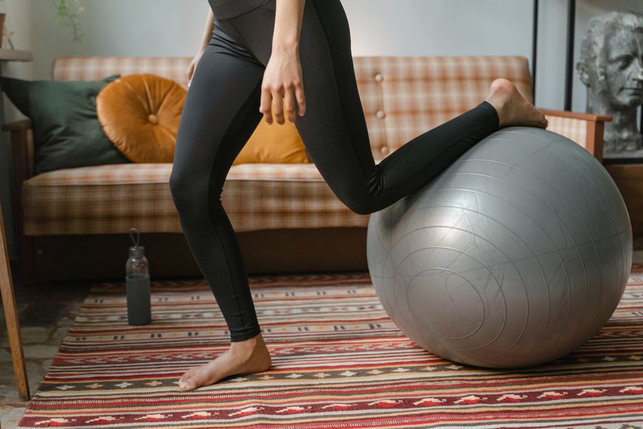 How Can Beginners Use a Balance Board for Stronger, More Stable Ankles?