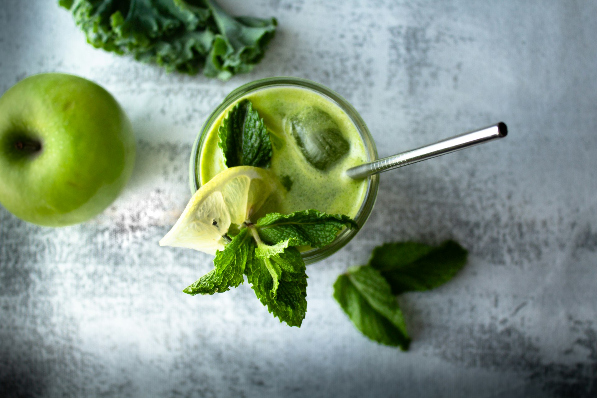 Unlock Vibrant Health with Immune-Boosting Smoothie Recipes: Ingredients, Tips, and Customization